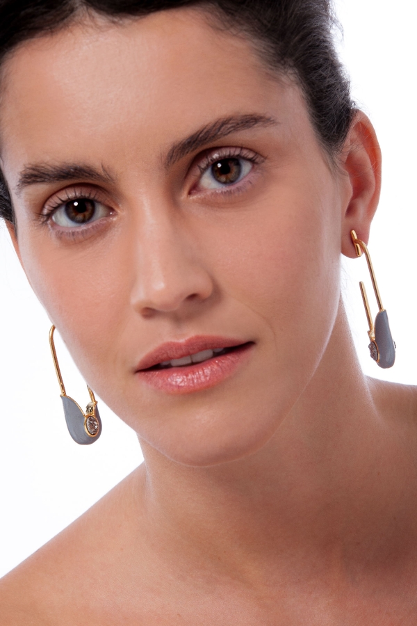 Brinco Pin Maria Dolores - Image 3