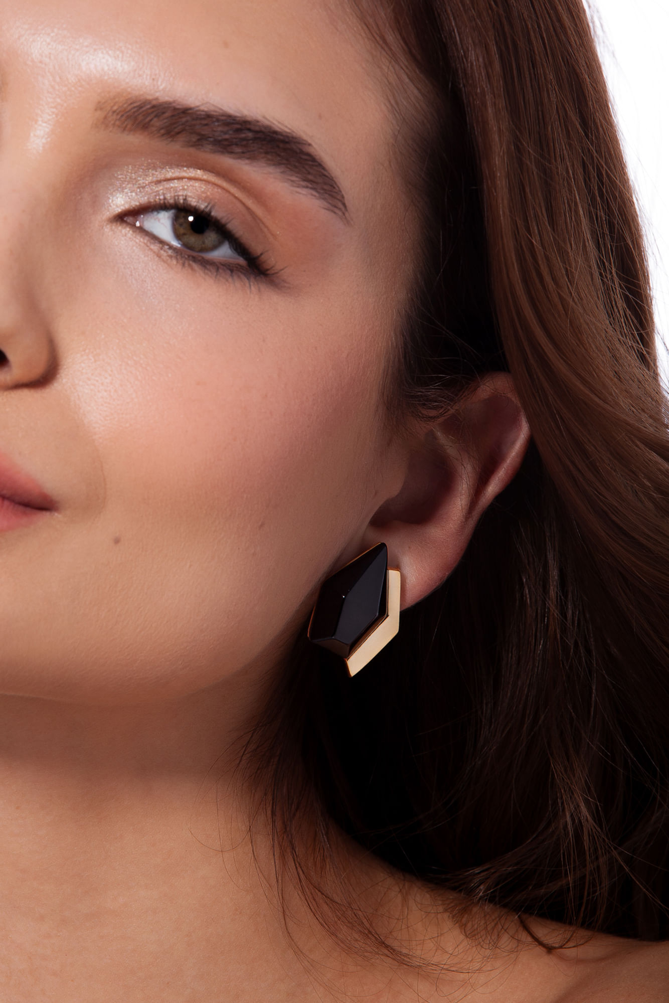 Brinco Enigma - Obsidiana Preta - Coleção Enigma Banho: Folheado a Ouro - Imagem 3