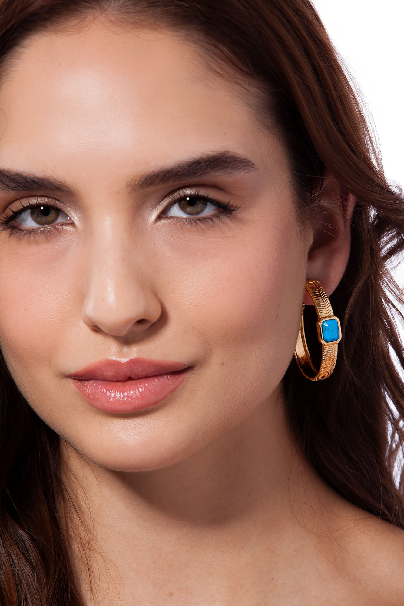 Brinco Hoopetrus - Haulita Turquesa - Coleção Inéditos Julho Banho: Folheado a Ouro - Imagem 2