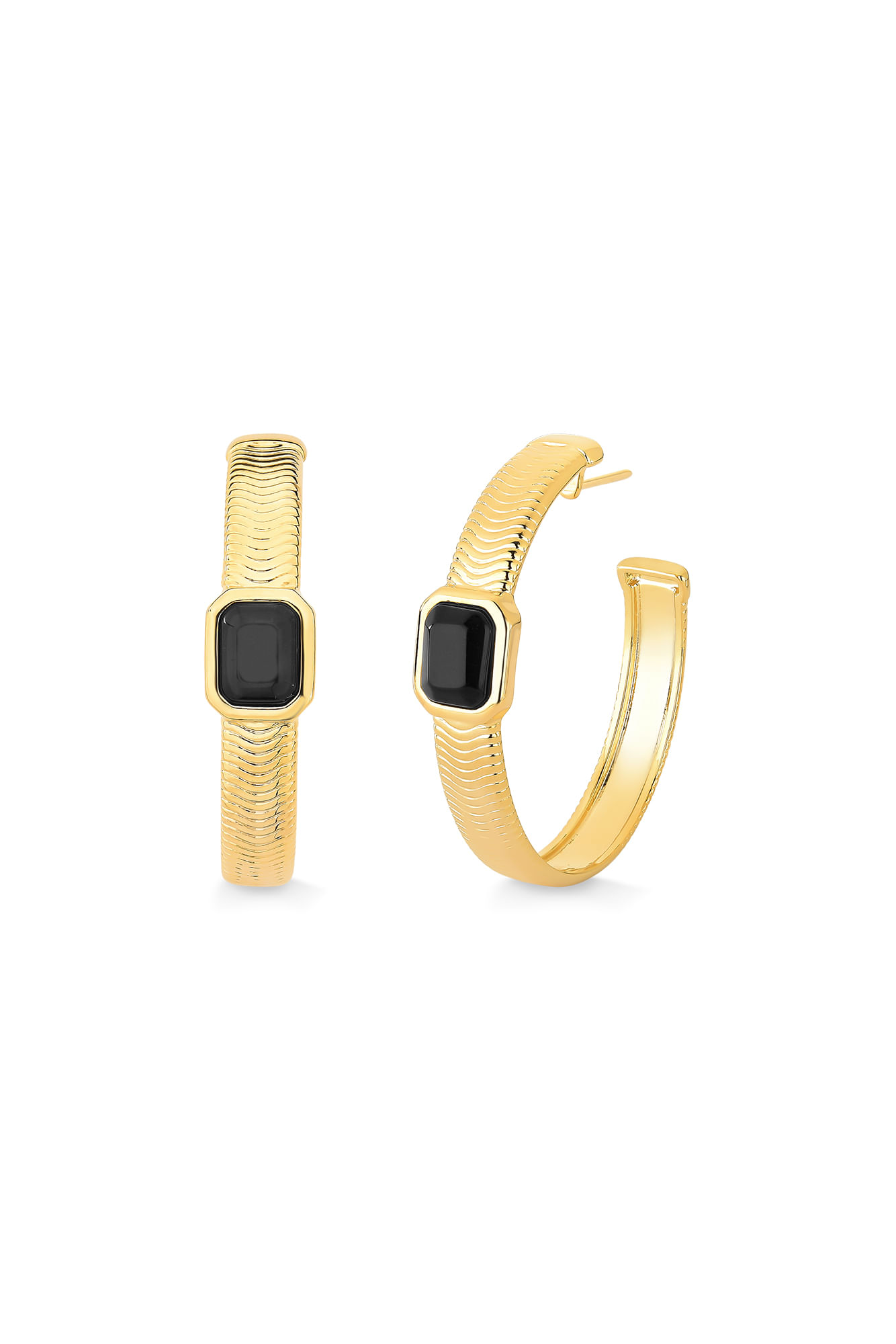 Brinco Hoopetrus - Obsidiana Preta - Coleção Inéditos Julho Banho: Folheado a Ouro