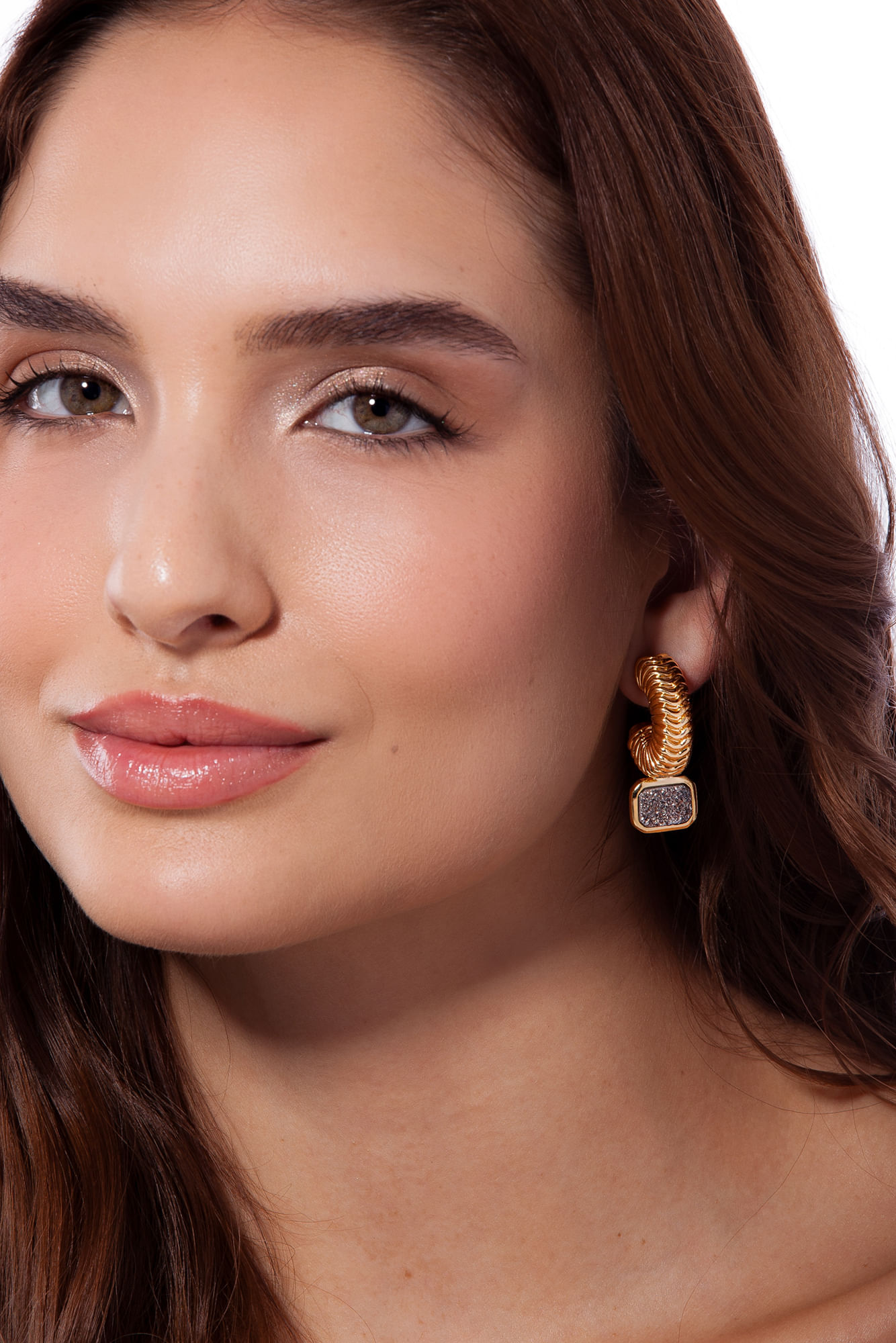 Brinco Petrus - Drusa Metalizada -Coleção Inéditos Julho Banho: Folheado a Ouro - Imagem 2