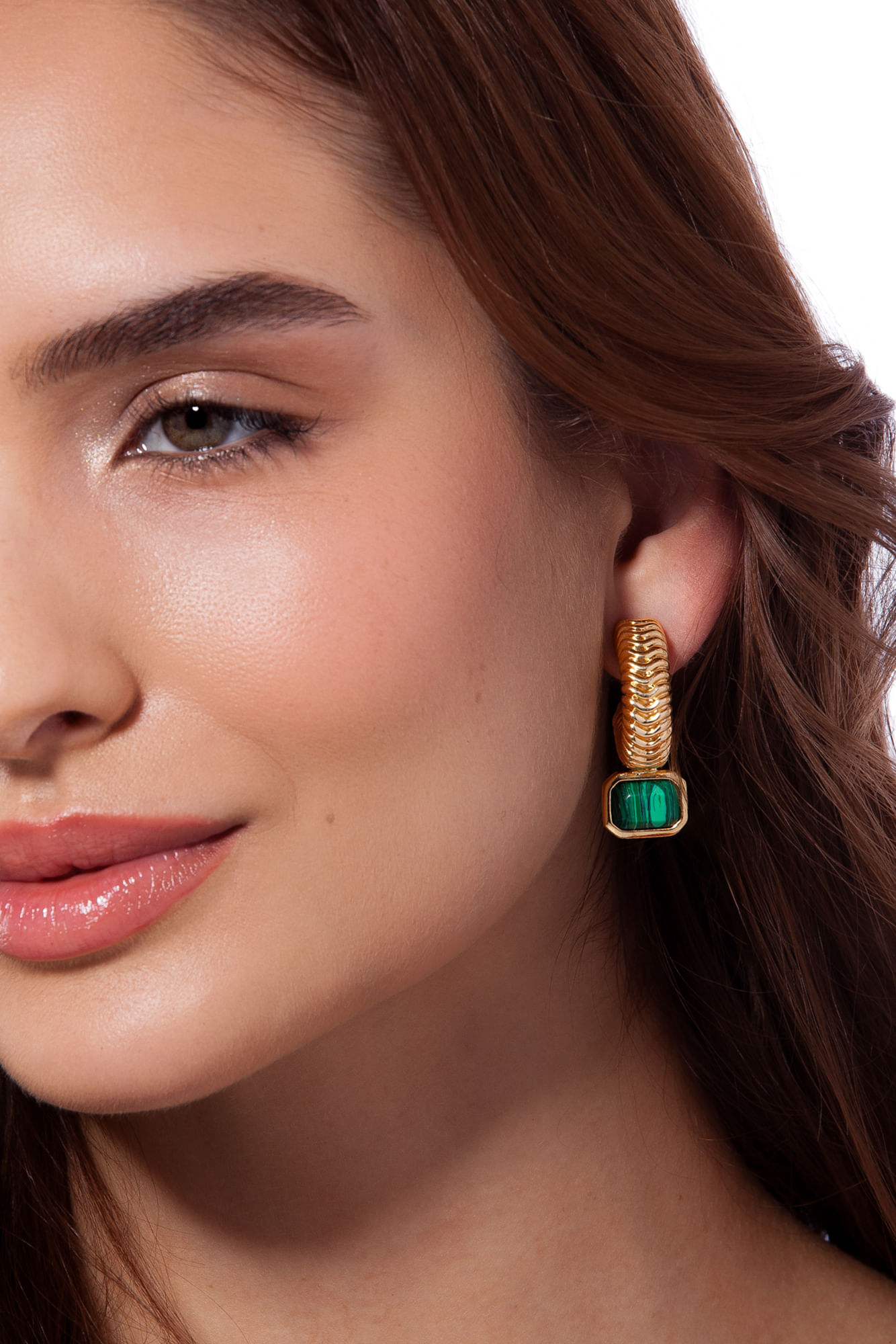 Brinco Petrus - Malaquita - Coleção Inéditos Julho Banho: Folheado a Ouro - Imagem 2