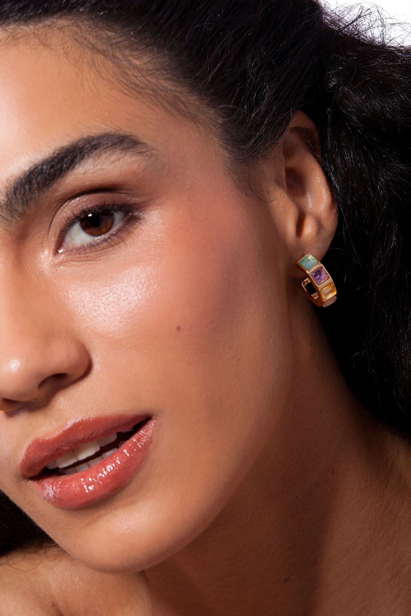 Brinco Argola Stone C - Ágata Azul, Ametista, Citrino e Quartzo Rosa - Coleção Ícones Banho: Folheado a Ouro - Imagem 2